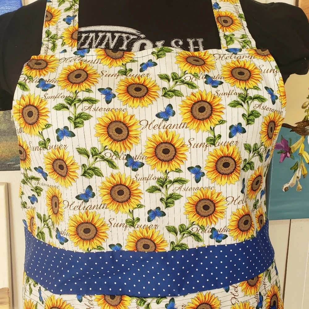 Handmade Kitchen Apron - Picture 5 of 6